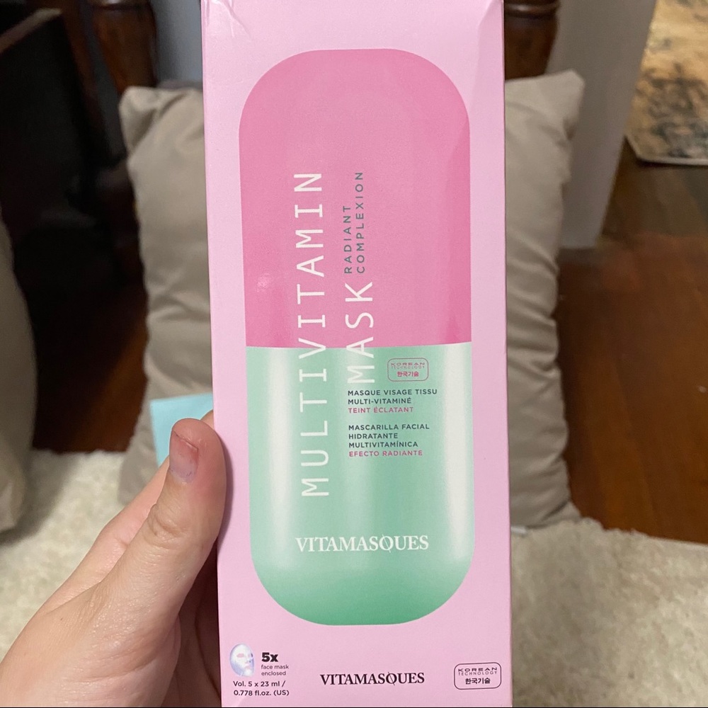 *FOUR* Multivitamin Skincare Masks